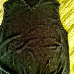 Eddie Bauer men’s knitted Vest